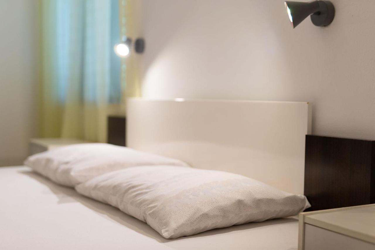 Apartments Dubravka Krk Town Luaran gambar