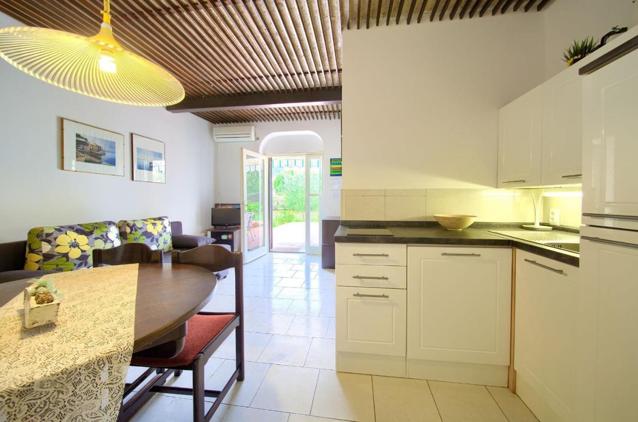 Apartments Dubravka Krk Town Luaran gambar