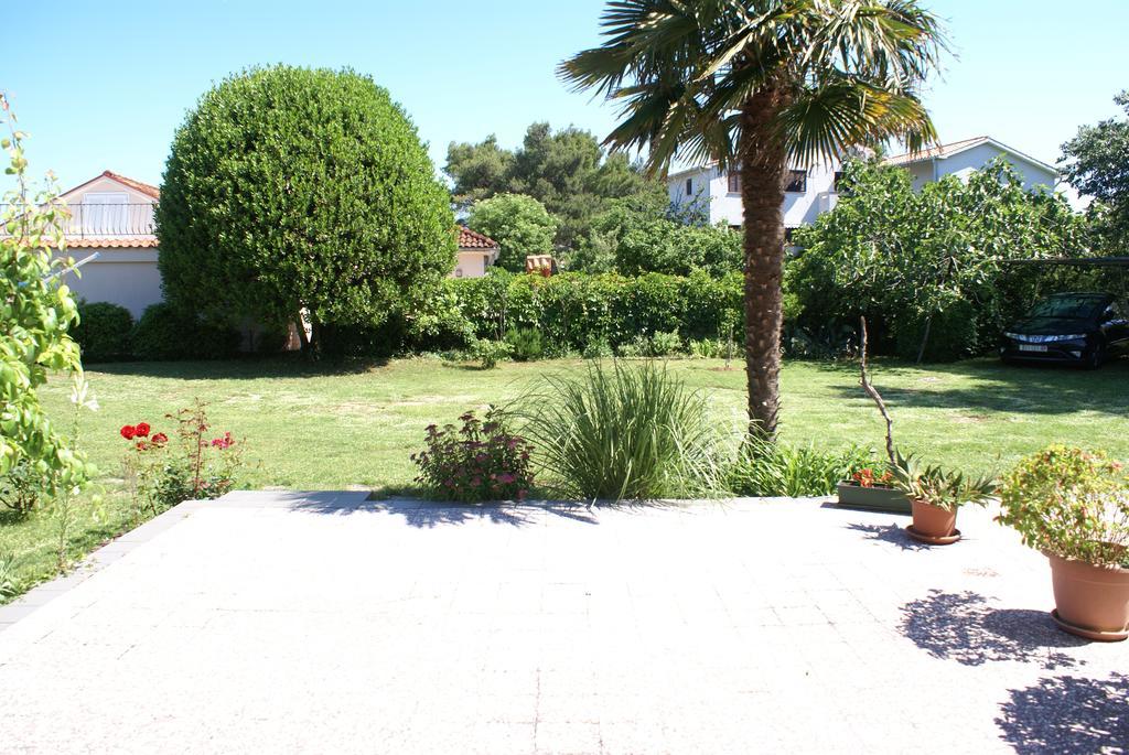 Apartments Dubravka Krk Town Luaran gambar